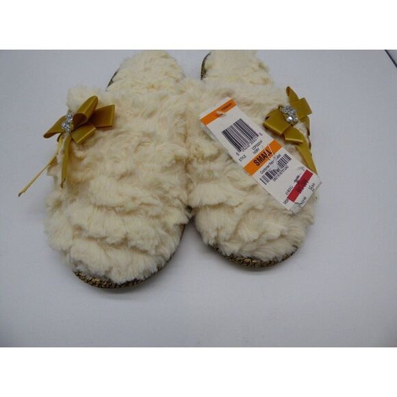 Charter Club Sculpted Pile Scuff Slippers, Ivory, Small US 5-6 - Picture 3 of 7